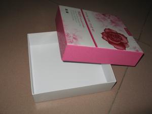  Gloss Art Paper Rose Gift Box Packaging CMYK Printing OEM Design Manufactures