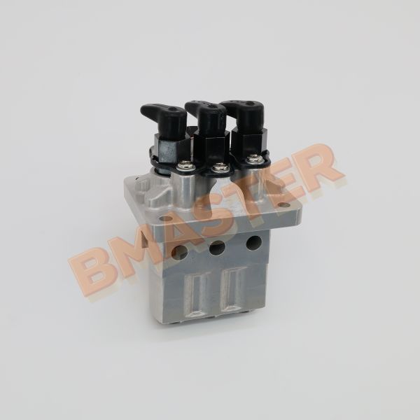 Perkiins Fuel Injector Pump 0945003610 front view showing detailed construction