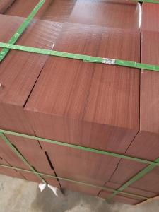  Red Wood Veins Sandstone Wall Cladding Polished Environmental Friendly Manufactures