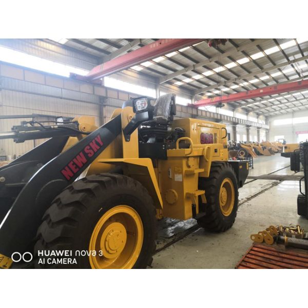 Hydraulic System 3 Ton Wheel Loader With 1.7m³ Bucket Capacity