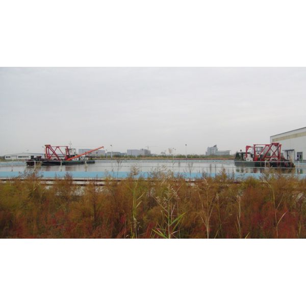 18 Inch Cutter Suction Sand Mining Dredger Equipped with Cummins Engine Engine Dredging depth 14 meters