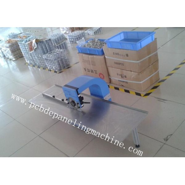 1.0 - 3.5mm Thick PCB Separator Machine With Conveyor , PCB Board Cutting Tools