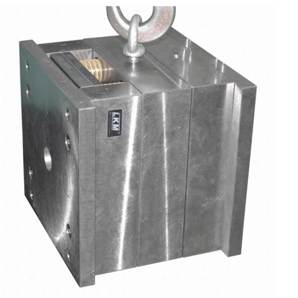 Daily Necessities Plastic Cover Injection Moulding