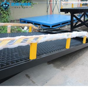 10T-10M Customized Black Segmented Portable Loading Docks Hydraulic Dock Ramp