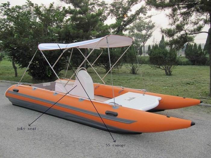  Strong Catamaran Work Boat Durable And Hand Crafted With SS Transom Manufactures