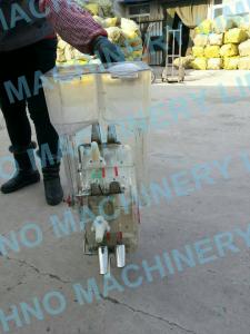  Agriculture single row hand corn seeder,home maize fertilizer new Manufactures