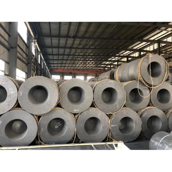 High Purity and Low Consumption Graphite Electrode