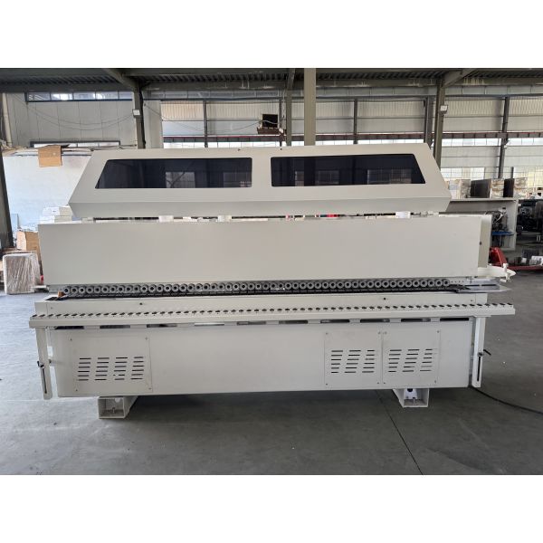 BHM367Y Automatic Edge Banding Machine Offering Precise Edge Band Application and Fast Processing Speed for Furniture Production