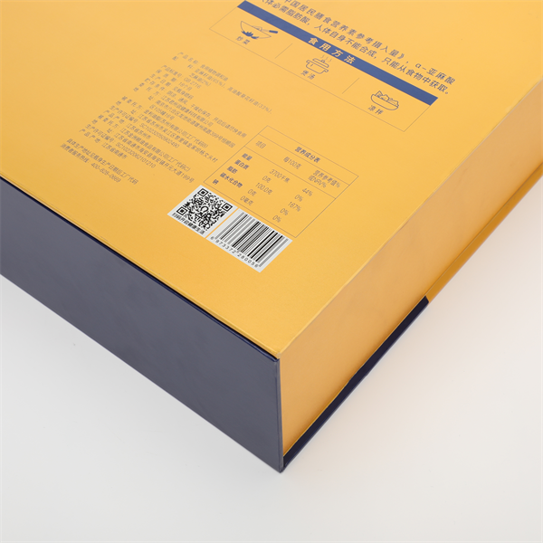 Eco Friendly Rigid Packaging Box , flat pack gift box With EVA Foam Insert
