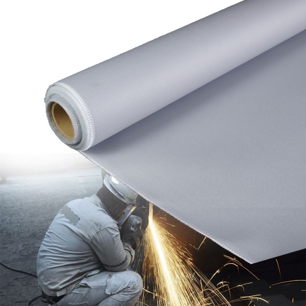 Quality Industrial Splash Proof Welding Blanket with Up to 1800C Temperature Resistance and 1m to 1.55m Width Options for sale