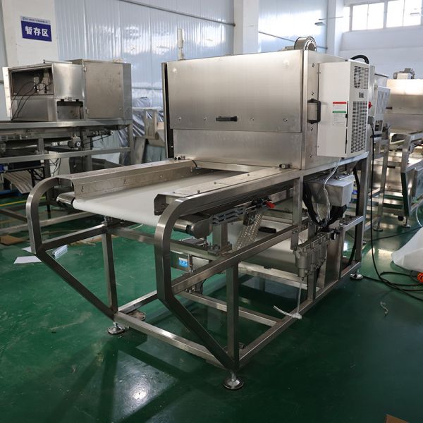 Quality Artificial Intelligence Grain Sorting Machine With An Accuracy Rate Of 90% And High-Precision AI Material Recognition for sale
