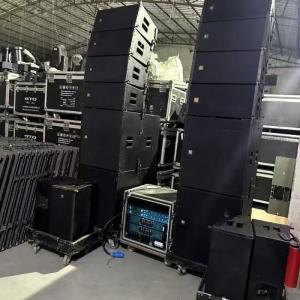  Professional Line Array Speaker Omnidirectional Space Efficiency Line Array System Manufactures