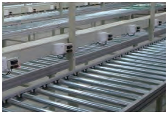 Versatile Roller Conveyor for Multi-Variety Logistics Conveying