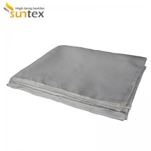 China Fiberglass Fabric Welding Blanket Roll Protects The Welder From Sparks , Spatter And Slag on sale