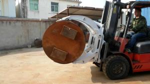  Loading Unloading Forklift Fork Attachments 2 Ton Paper Roll Clamp For Long Distance Transportation Manufactures