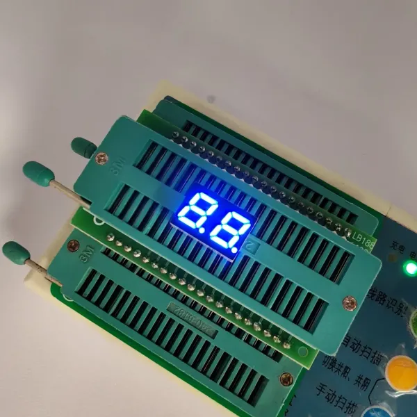 Ultra Bright Blue 2digit 7 Segment LED Display for Electronic Systems