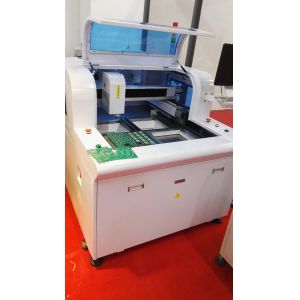  Automatic Cleaning System PCB Routing Depaneling Machine with Programming Manufactures