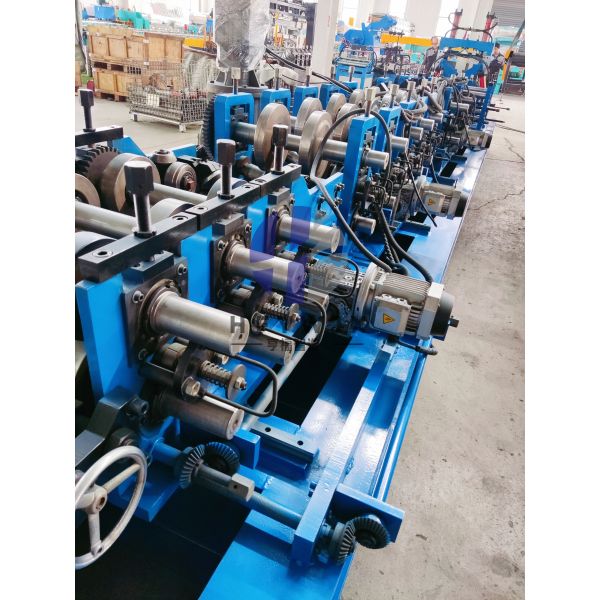 PLC Control Cz Roll Forming Machine Automatic Purlin Roll Former