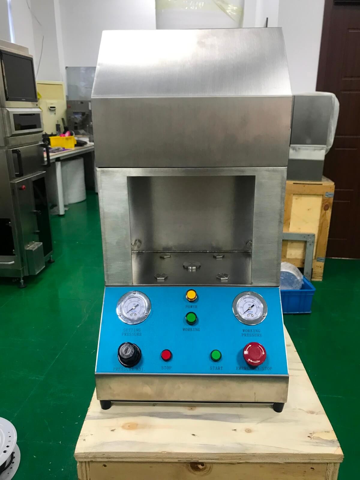  CS-Mini Capsule Separating Machine High Speed Powder Taking Machine Manufactures