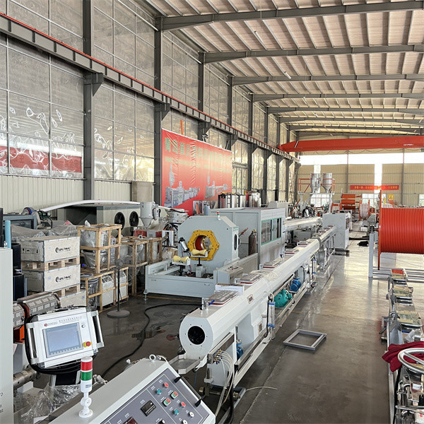 Water Cooling Pipe Extrusion Machine With ABA/ABC Structure Plastic Extruder Machine