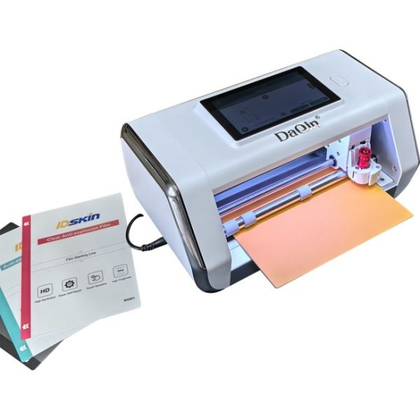 Screen Protector Cutter Supporting Multiple Film Types And Real Time Updated Device Database For Custom Protector Production