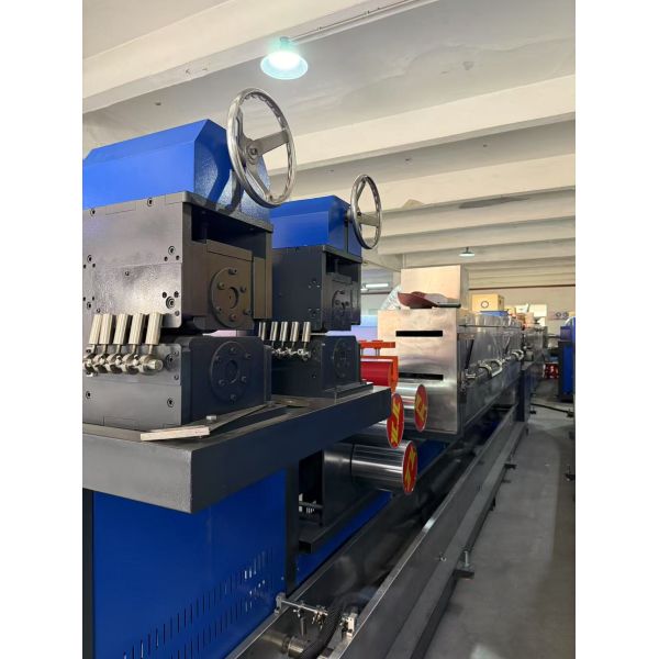 Single Unique Screw PET Strap Making Machinery With Energy-saving Closed-loop Oven System