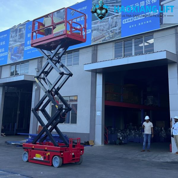 Quality Self-Driven Scissor Lift (4-6m) Intro: Rated load 0.3-1.5t. Includes 1.5t 4WD lifts, customizable mobile platforms, and 3-16m hydraulic mobile lifts (1.5t) for sale