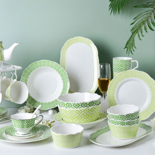 Technique Under Glazed Ceramic Moroccan Dinnerware Set For Exquisite Table Setting
