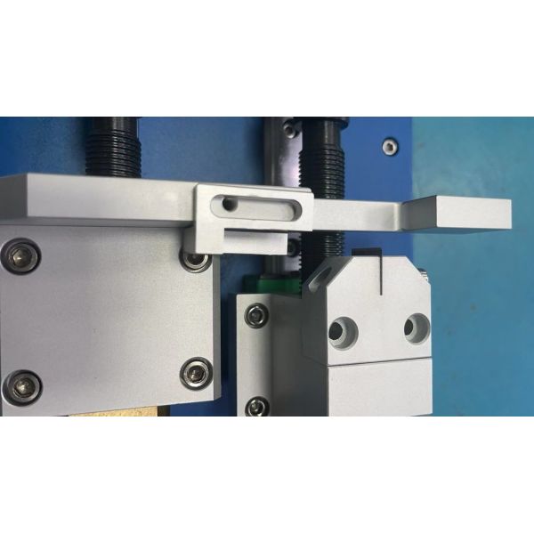 Automatic Plastic Sample Double V Notch Cutting Equipment for plastic cut