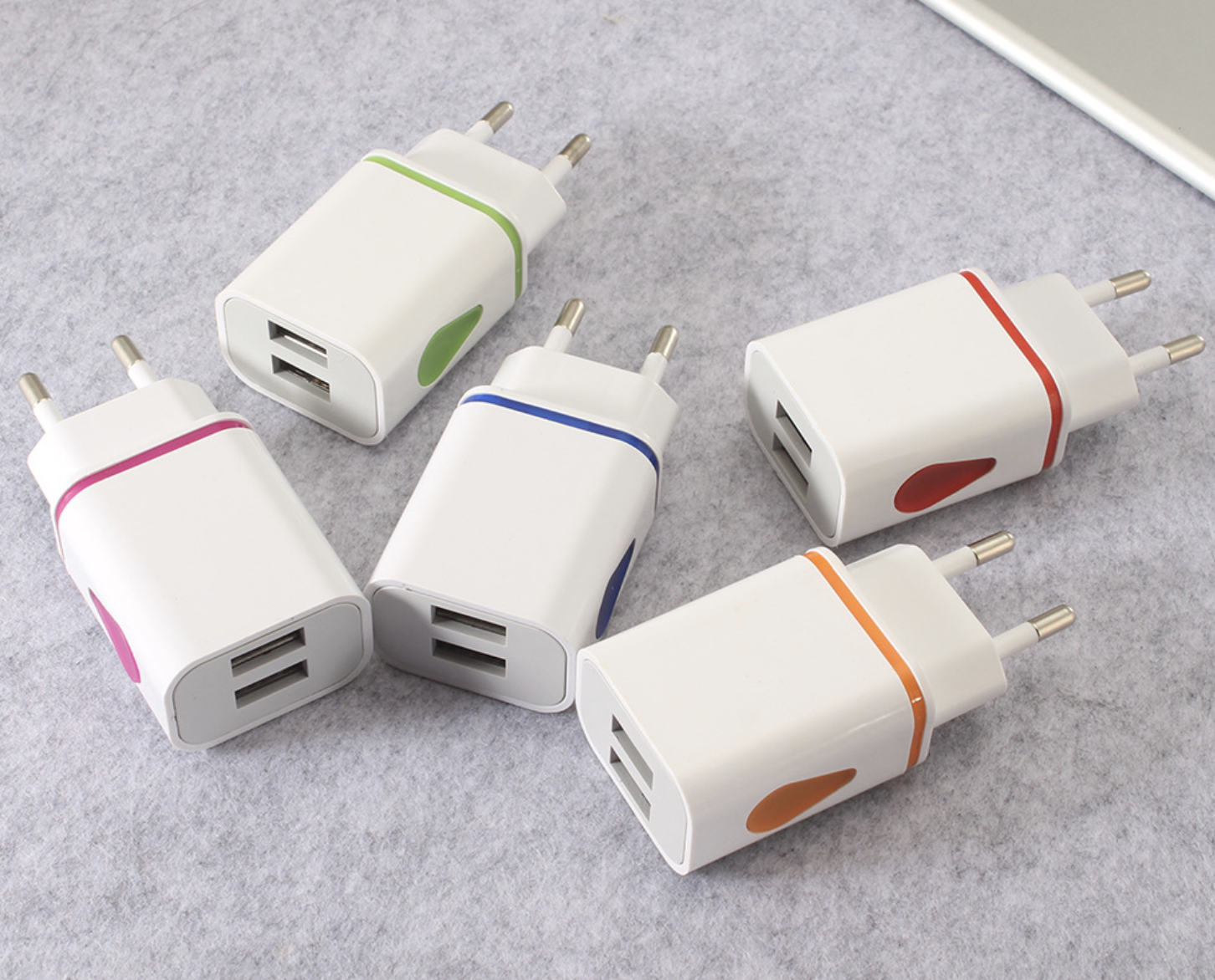 2018 new arrival LED luminous usb charger