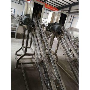 High Capacity Automatic Coconut Water Extractor Machine For Coconuts