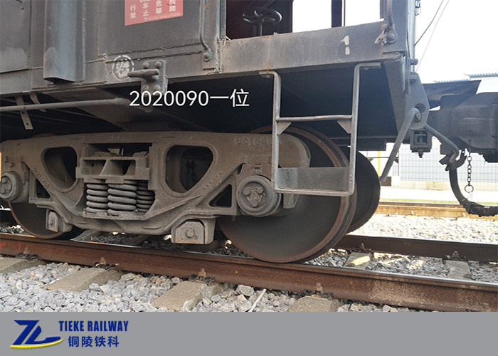 Pneumatic Unloading Ore Hopper Wagons 60t Loading Freight Train