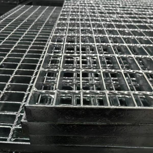 Quality Load Capacity Aluminum Rectangle Grating for Durable Applications for sale