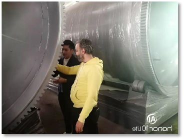 Fully Automatic Smokeless PLC Control 30-50TPD Continuous Biggest Pyrolysis Machine