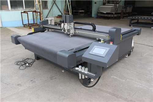 Quality Automatic Durable Cnc Cutting Machine With Highly - Efficient Servo System for sale