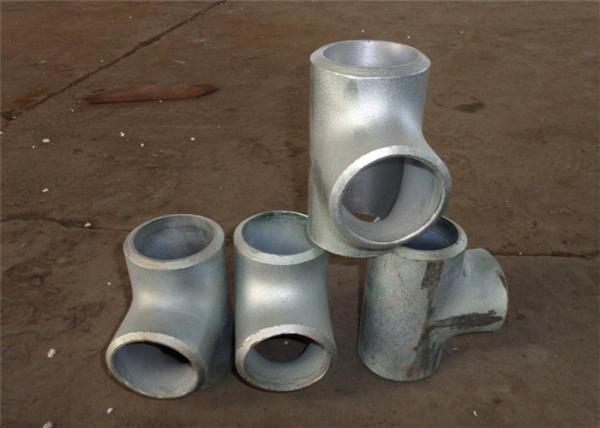 Quality Butt Welding Steel Pipe Fittings Tee A234 WPB SCH80 Tee Bevel End Design for sale