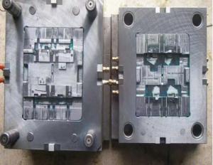  Custom Mold Plastic Injection Mould NAK80 / S136 / H13 Mould Material Manufactures