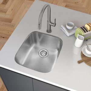  22 Gauge SUS304 Stainless Steel Kitchen Sink Single Bowl With Strainer Sewer Pipe Manufactures