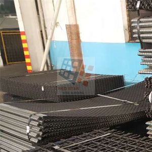 Square Mesh Shape Quarry Screen Mesh With 1.2mm Galvanized Iron Sheet Hook