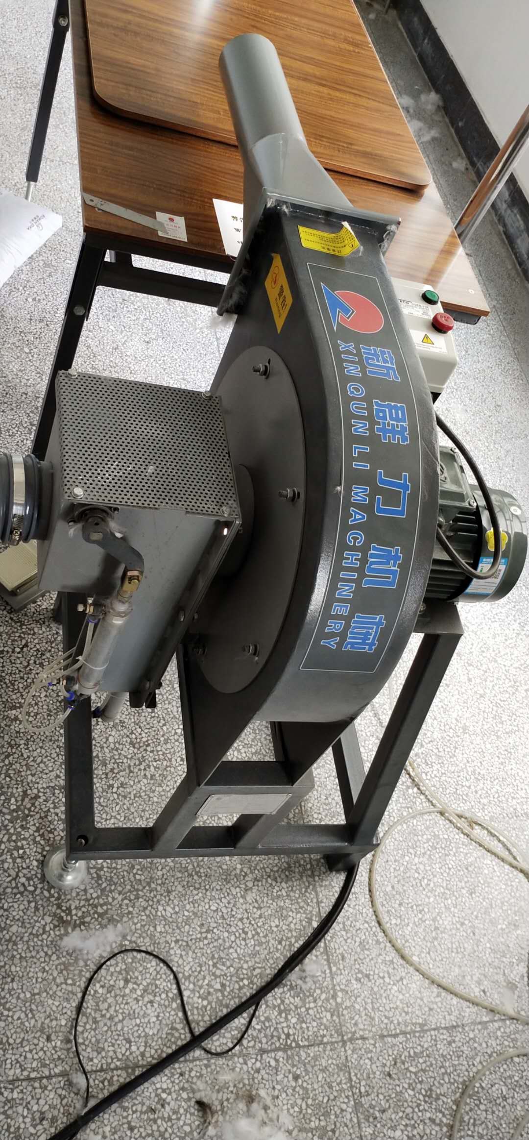China Sofa Feather Filling Machine Special Structure For Feather Filling on sale