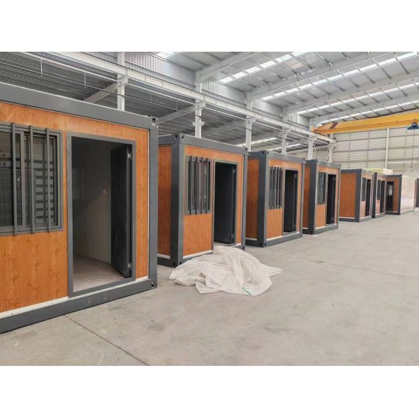 Z Type Folding Container Modular House 20ft Quick Install Temporary Workers Shelter