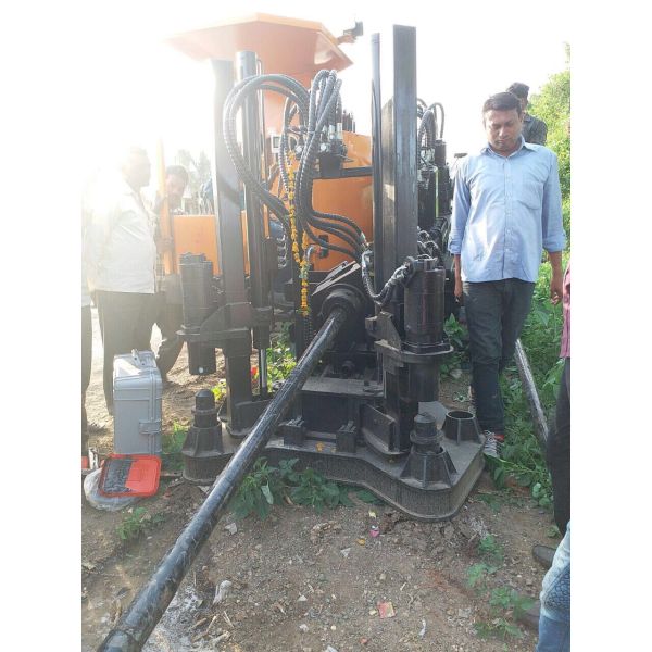 Horizontal Hydraulic Drilling Rig Underground Pipe Laying , Hdd Rig