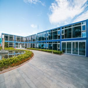 Custom Size Granny Flat Pack Container House with Steel Structure and Customized