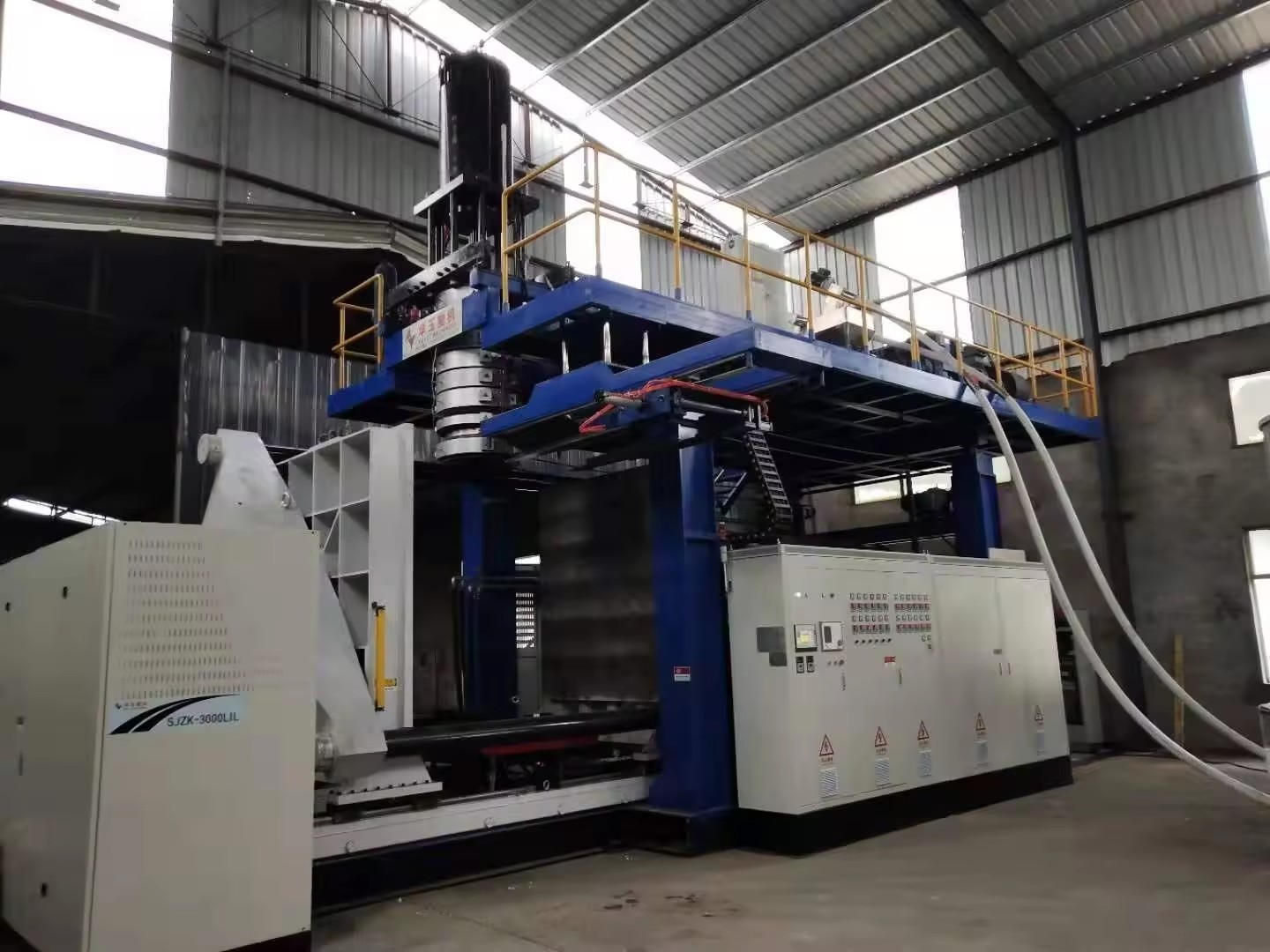 Solar Bucket Float Blow Moulding Machine Automatic Low Noise