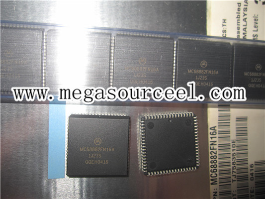Integrated Circuit Chip HCMOS Enhanced Floating-Point Coprocessor MC68882FN16A