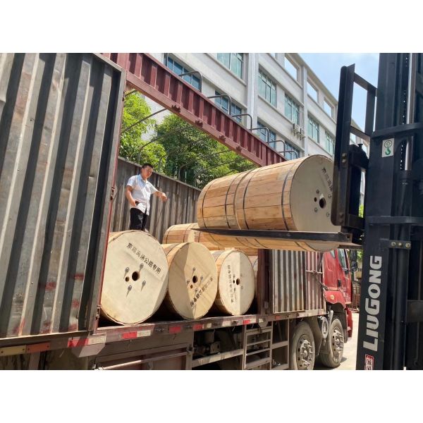 24 Core GYXTW Multimode Fiber Cable 9mm Out Diameter